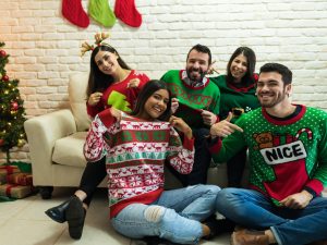 Concours de pull de Noël pour une soirée de Noël en entreprise