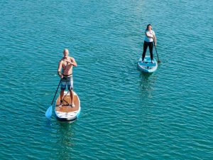 Activité romantique en Bretagne paddle en couple