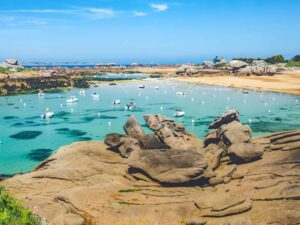 Plage du Coz-Pors à Trégastel sur la Côte de Granit Rose